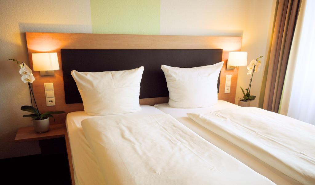 Lichtenau  Hotel Landgasthof Blume מראה חיצוני תמונה